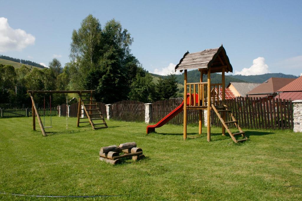 Penzion Fantazia Michalova - Brezno-Muranska Planina المظهر الخارجي الصورة