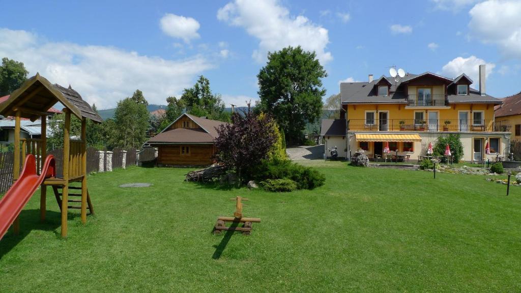 Penzion Fantazia Michalova - Brezno-Muranska Planina المظهر الخارجي الصورة